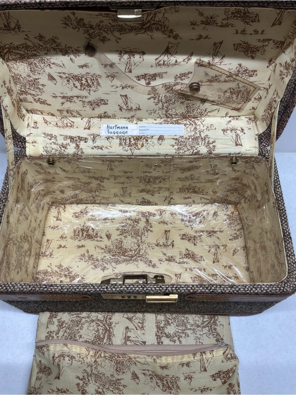 Vintage Hartmann Tweed Travel Train Case with Leather Trim 2 Zip Pouches Inside - Picture 10 of 16